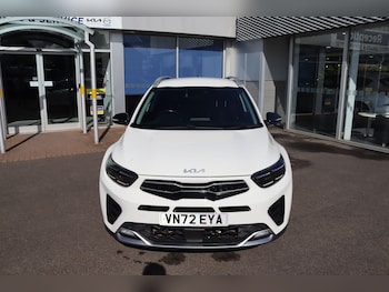 Used Kia Stonic 2022 for sale - 76152978: Photo 4