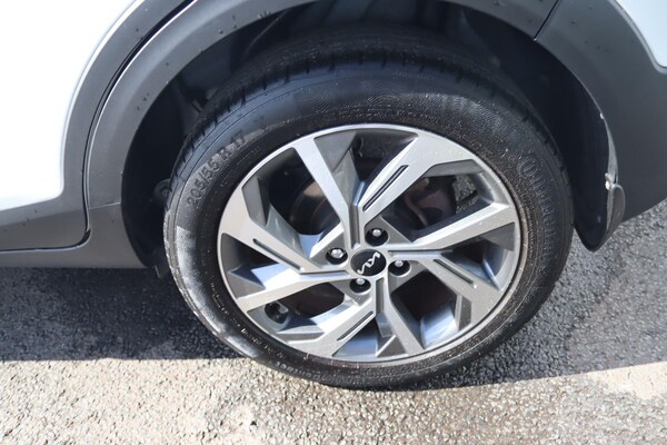 Used Kia Stonic 2022 for sale - 76152978: Photo 9