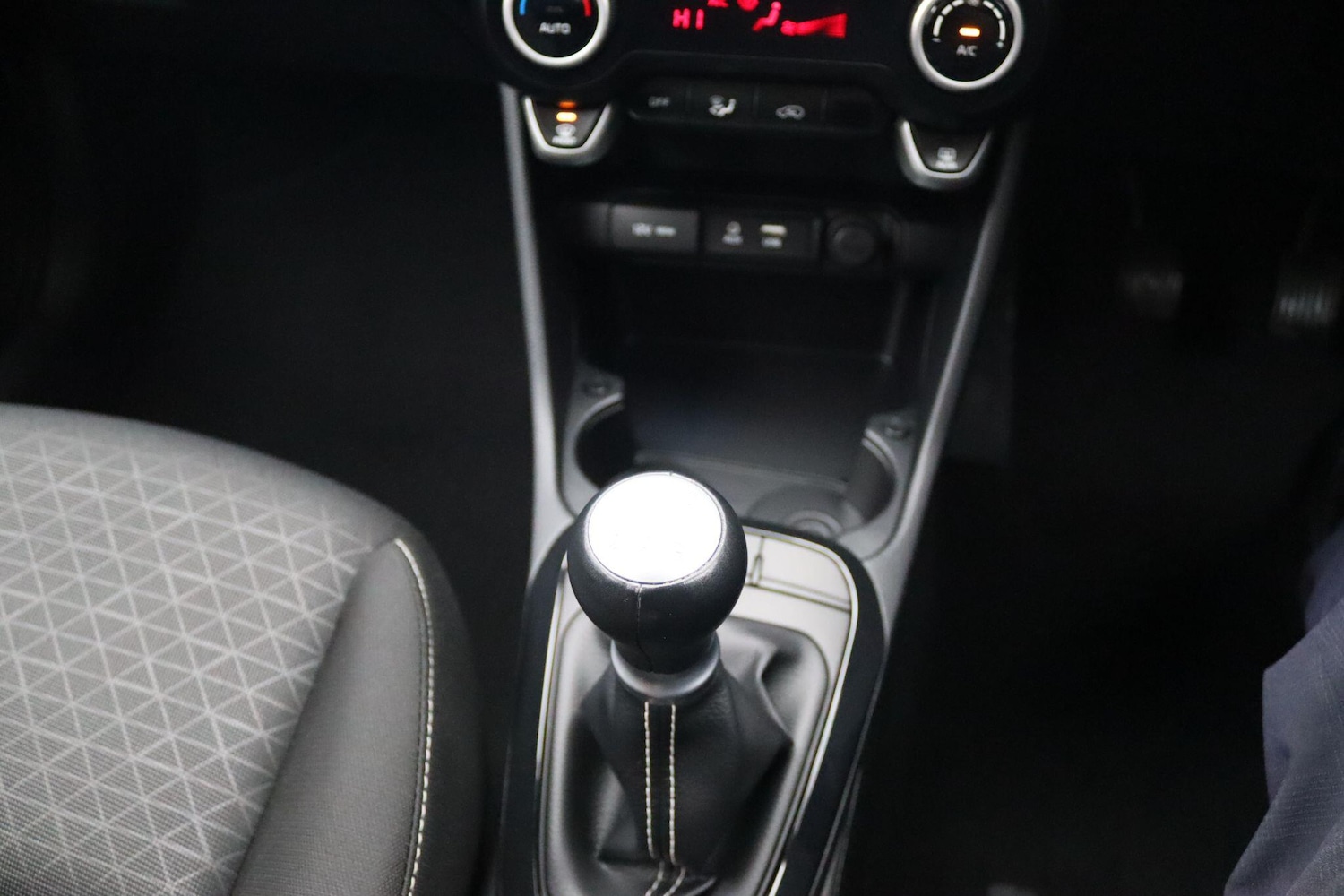 Used Kia Picanto 2018 for sale - 76765464: Photo 22