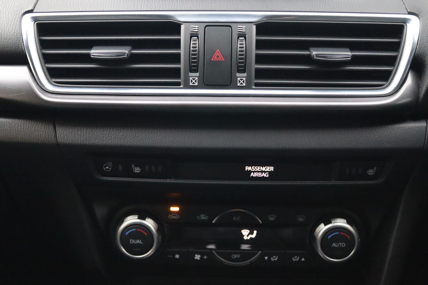 Used Mazda Mazda3 2017 for sale - 77410979: Photo 24