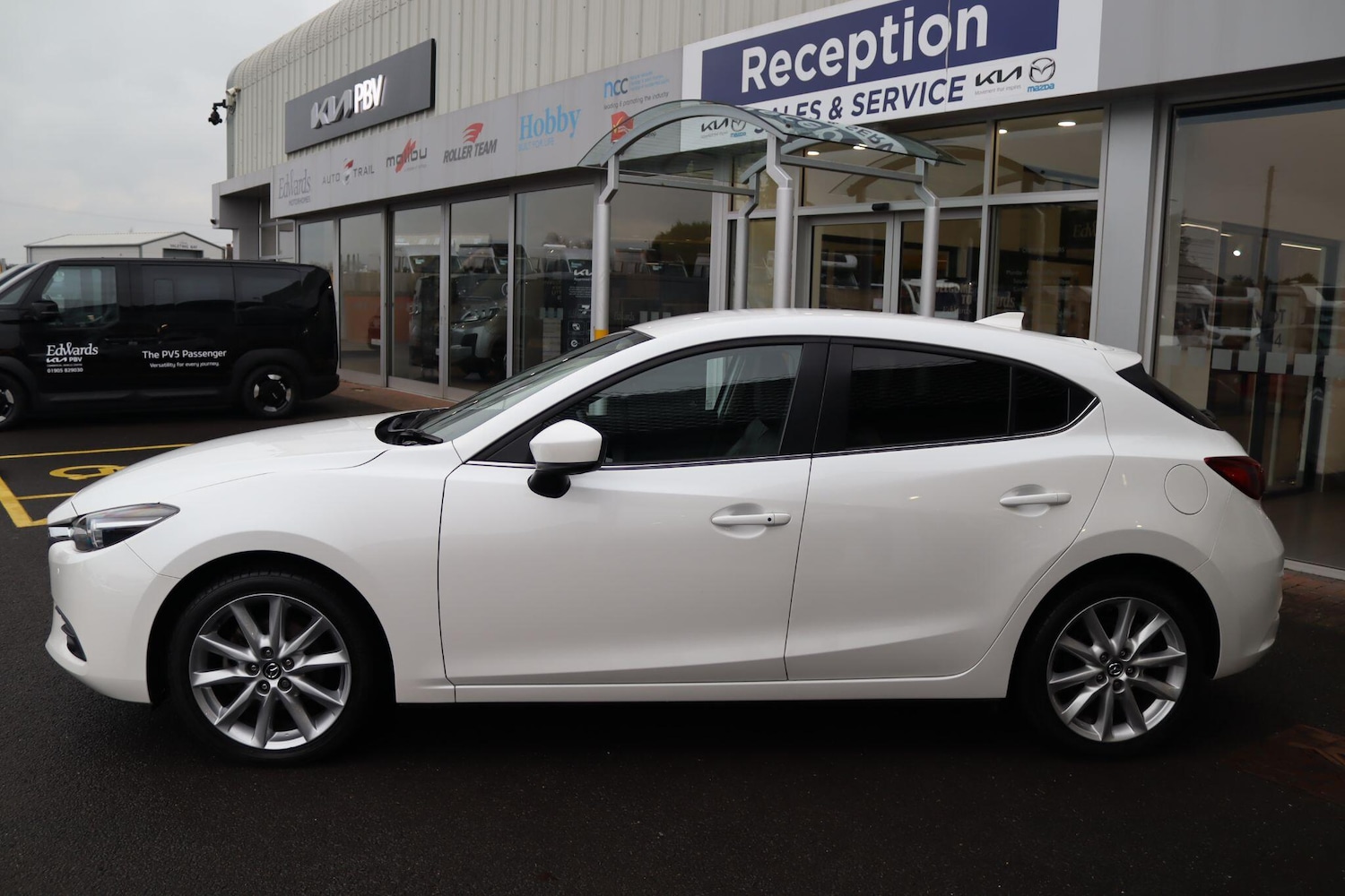 Used Mazda Mazda3 2017 for sale - 77410979: Photo 7