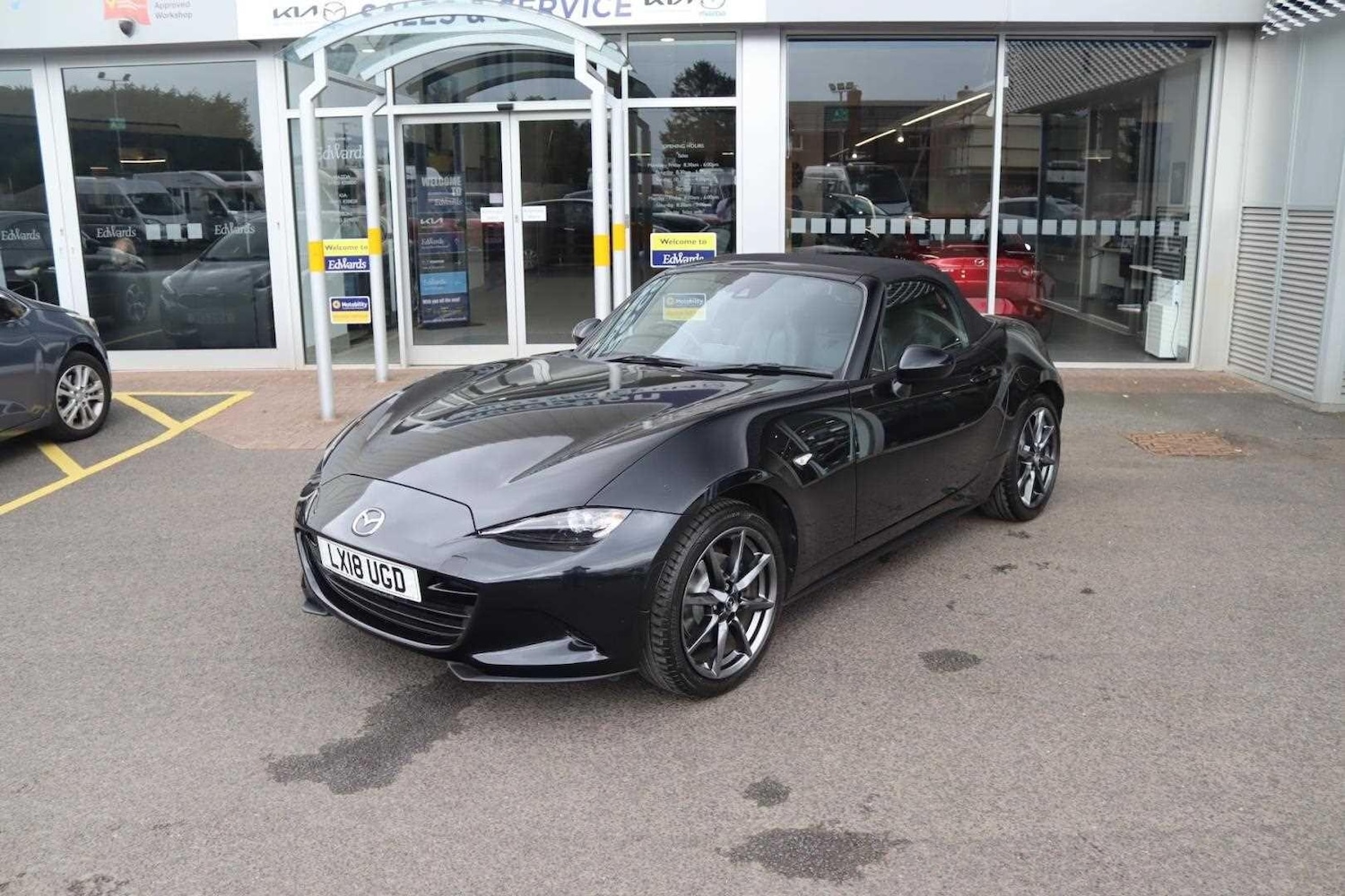 Used Mazda MX-5 2018 for sale - 77174607: Photo 4