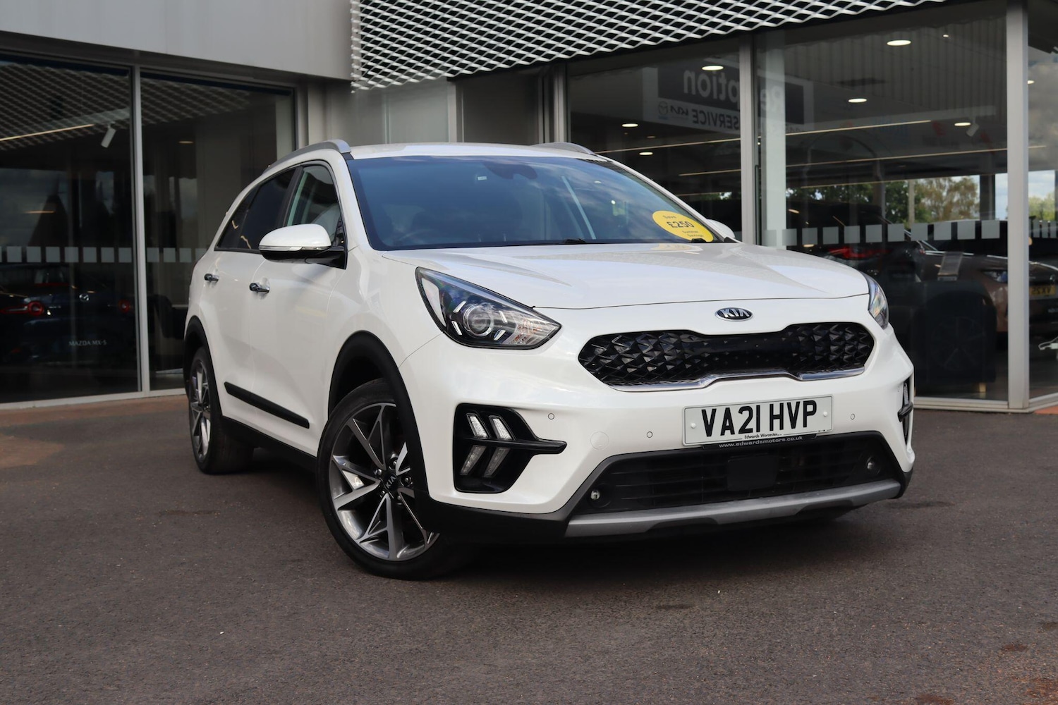 Used Kia Niro 2021 for sale - 76152503: Photo 1