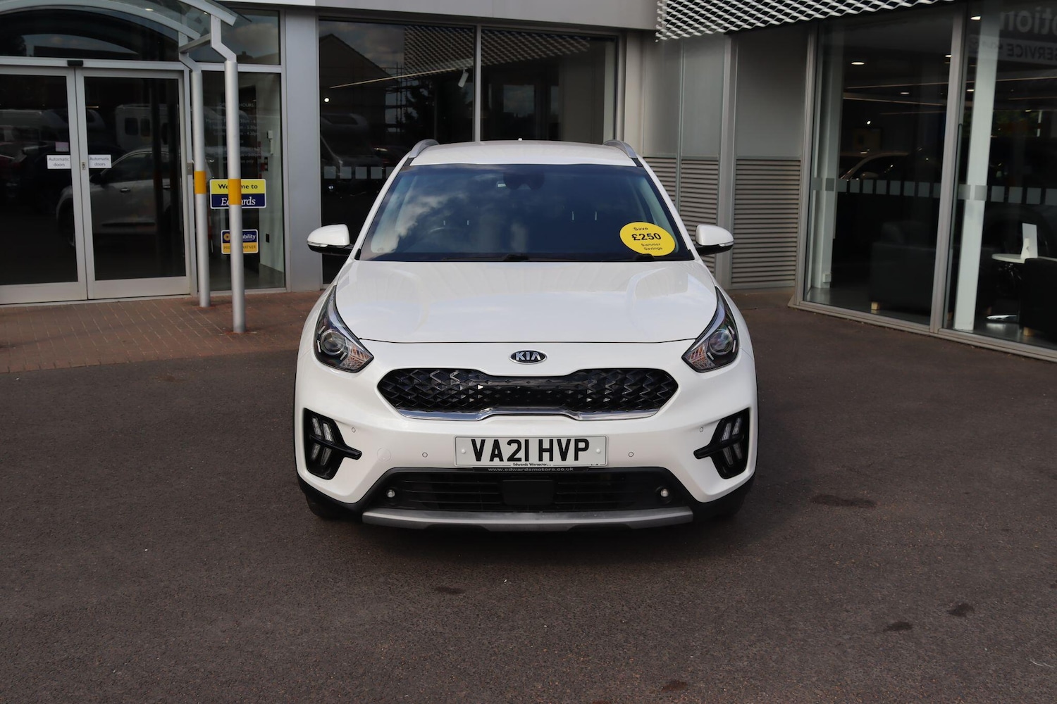 Used Kia Niro 2021 for sale - 76152503: Photo 3