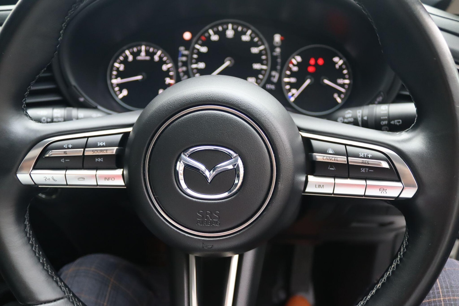 Used Mazda CX-30 2023 for sale - 77040685: Photo 17