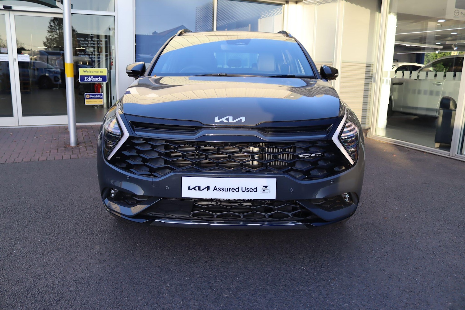 Used Kia Sportage 2025 for sale - 76619703: Photo 2