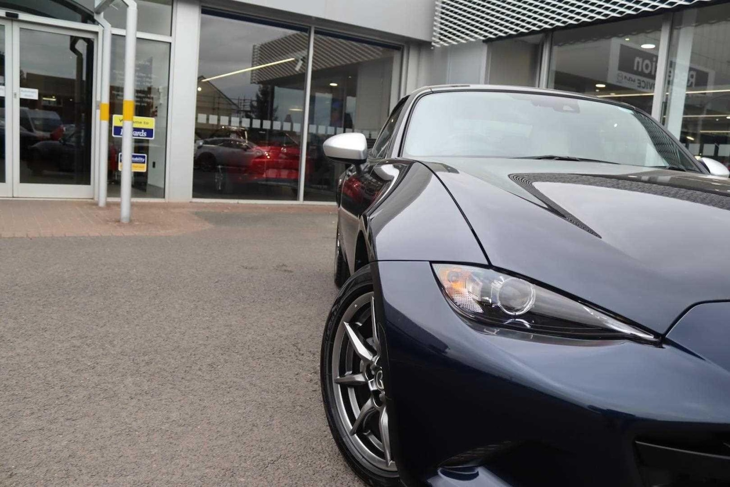 Used Mazda MX-5 2021 for sale - 76024320: Photo 2