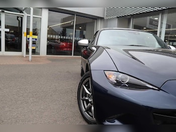 Used Mazda MX-5 2021 for sale - 76024320: Photo 2