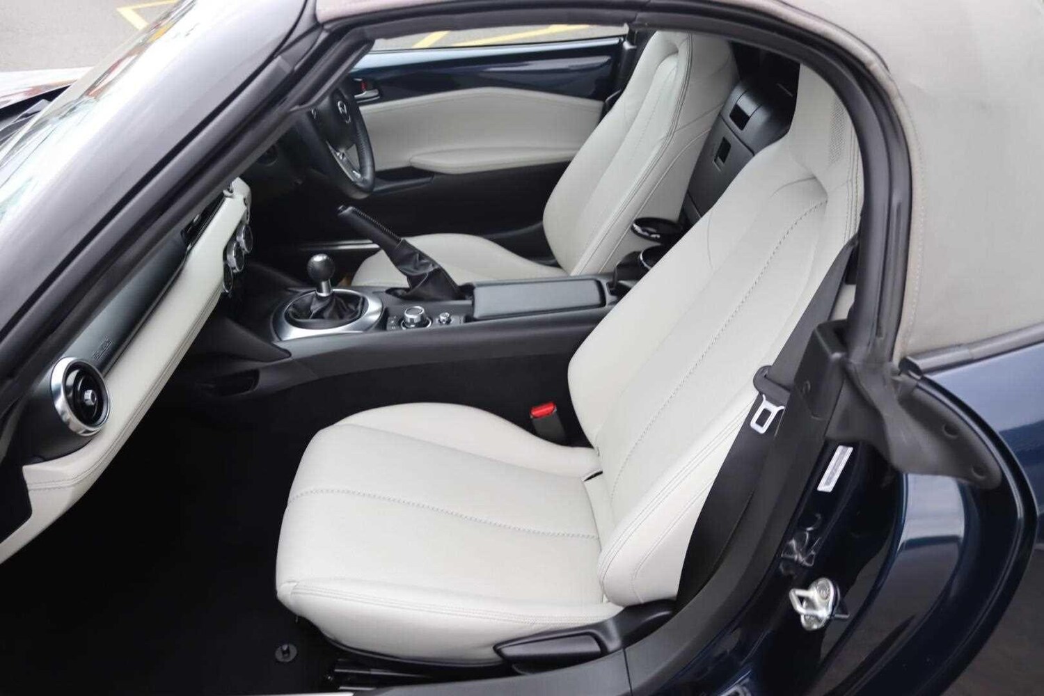 Used Mazda MX-5 2021 for sale - 76024320: Photo 7