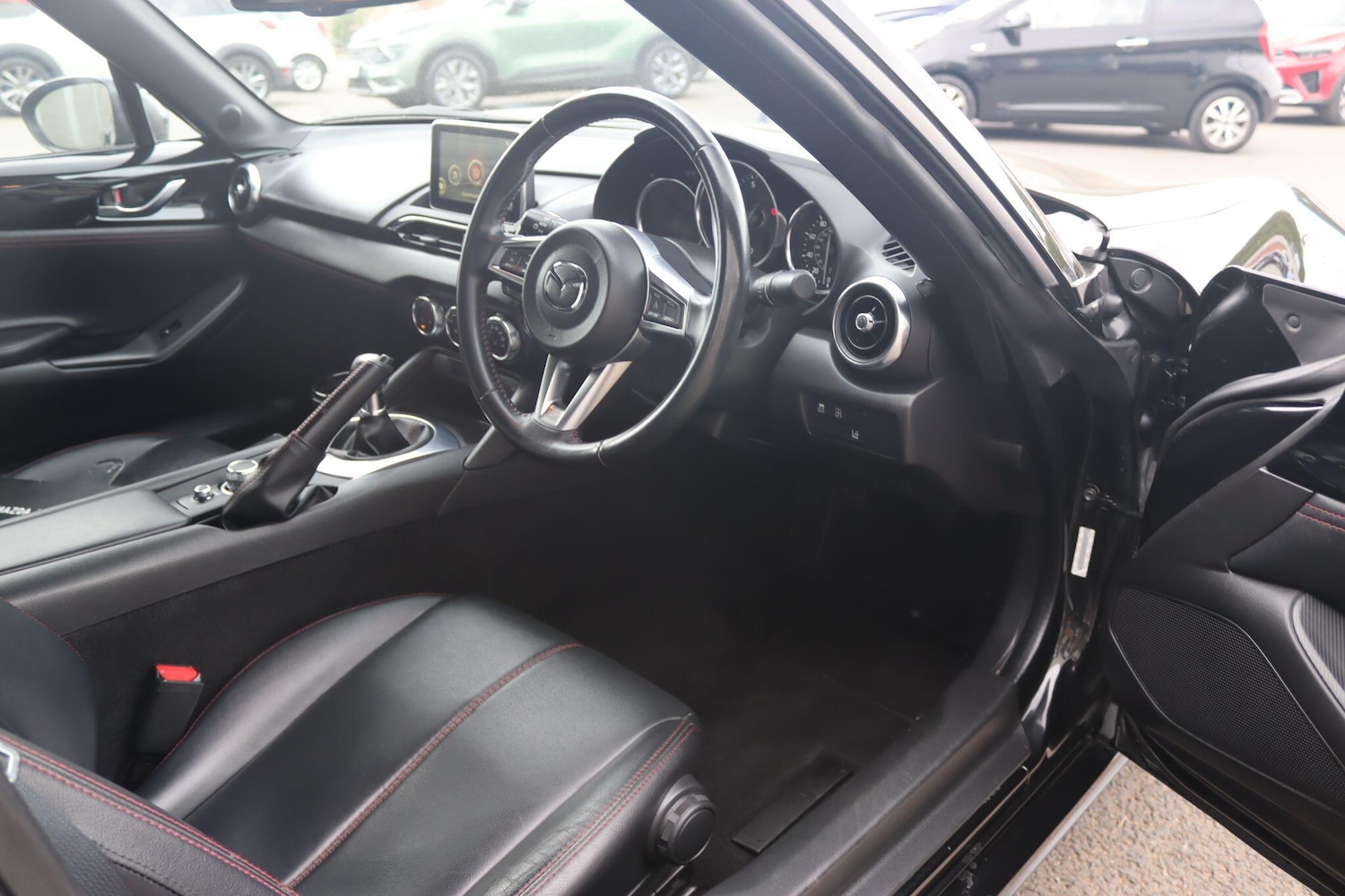 Used Mazda MX-5 2018 for sale - 76152894: Photo 15