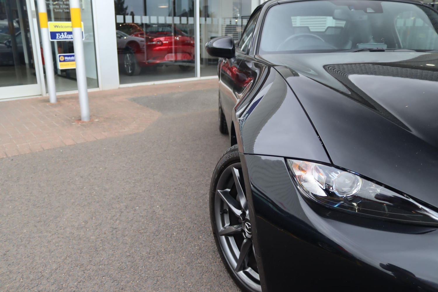 Used Mazda MX-5 2018 for sale - 76152894: Photo 2