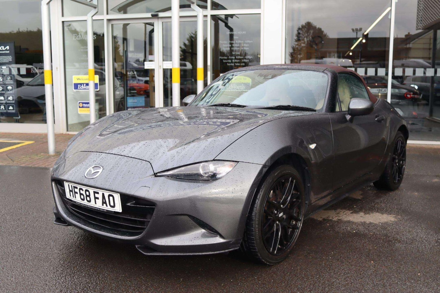 Used Mazda MX-5 2018 for sale - 78058693: Photo 2