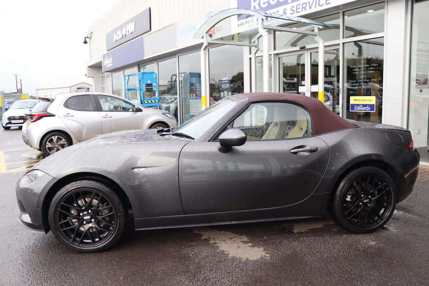 Used Mazda MX-5 2018 for sale - 78058693: Photo 7