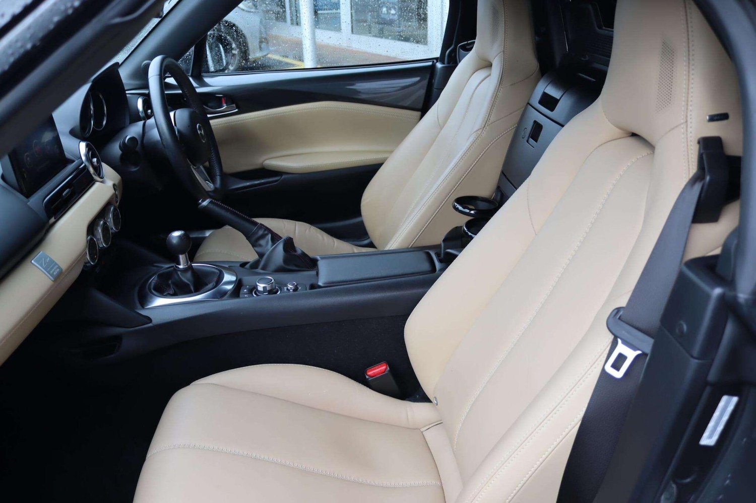 Used Mazda MX-5 2018 for sale - 78058693: Photo 8