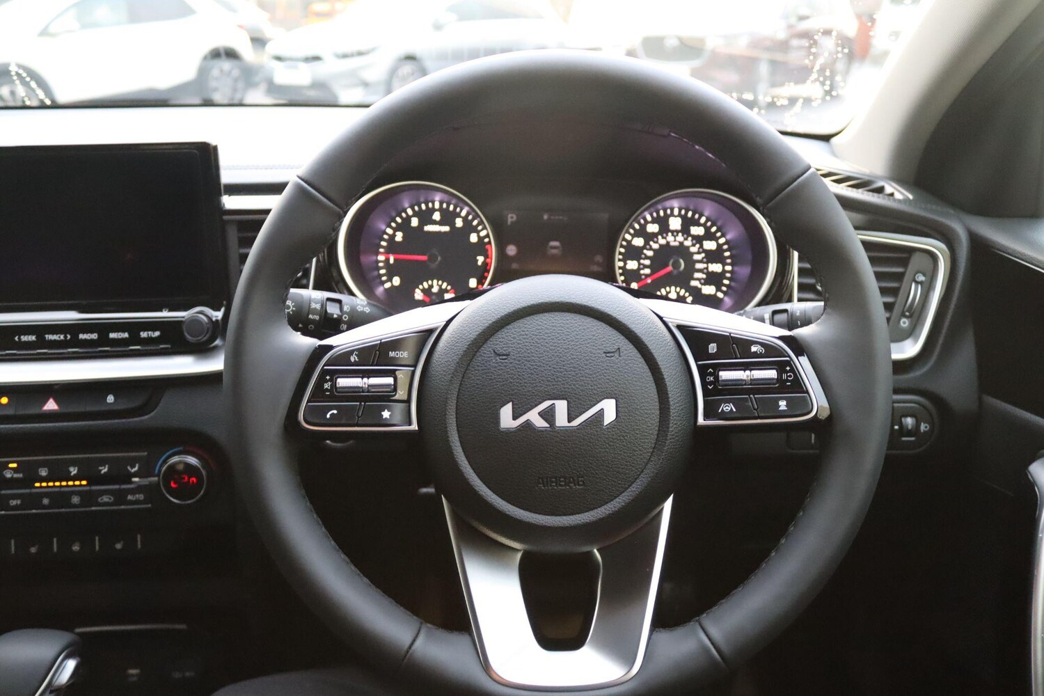 Used Kia XCeed 2025 for sale - 76832772: Photo 18