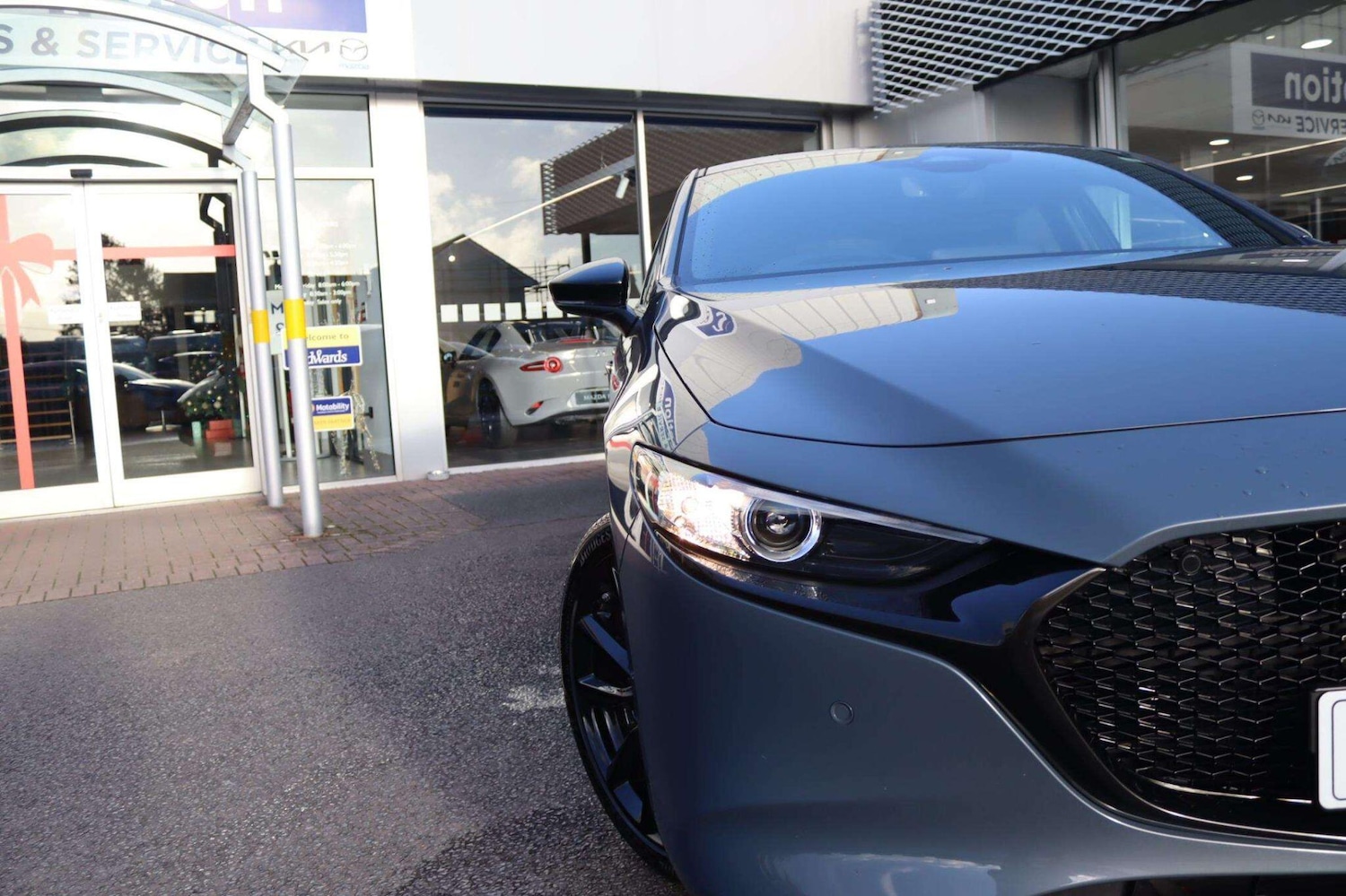 Used Mazda Mazda3 2025 for sale - 77040836: Photo 2