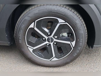 Used Kia Niro 2025 for sale - 79060432: Photo