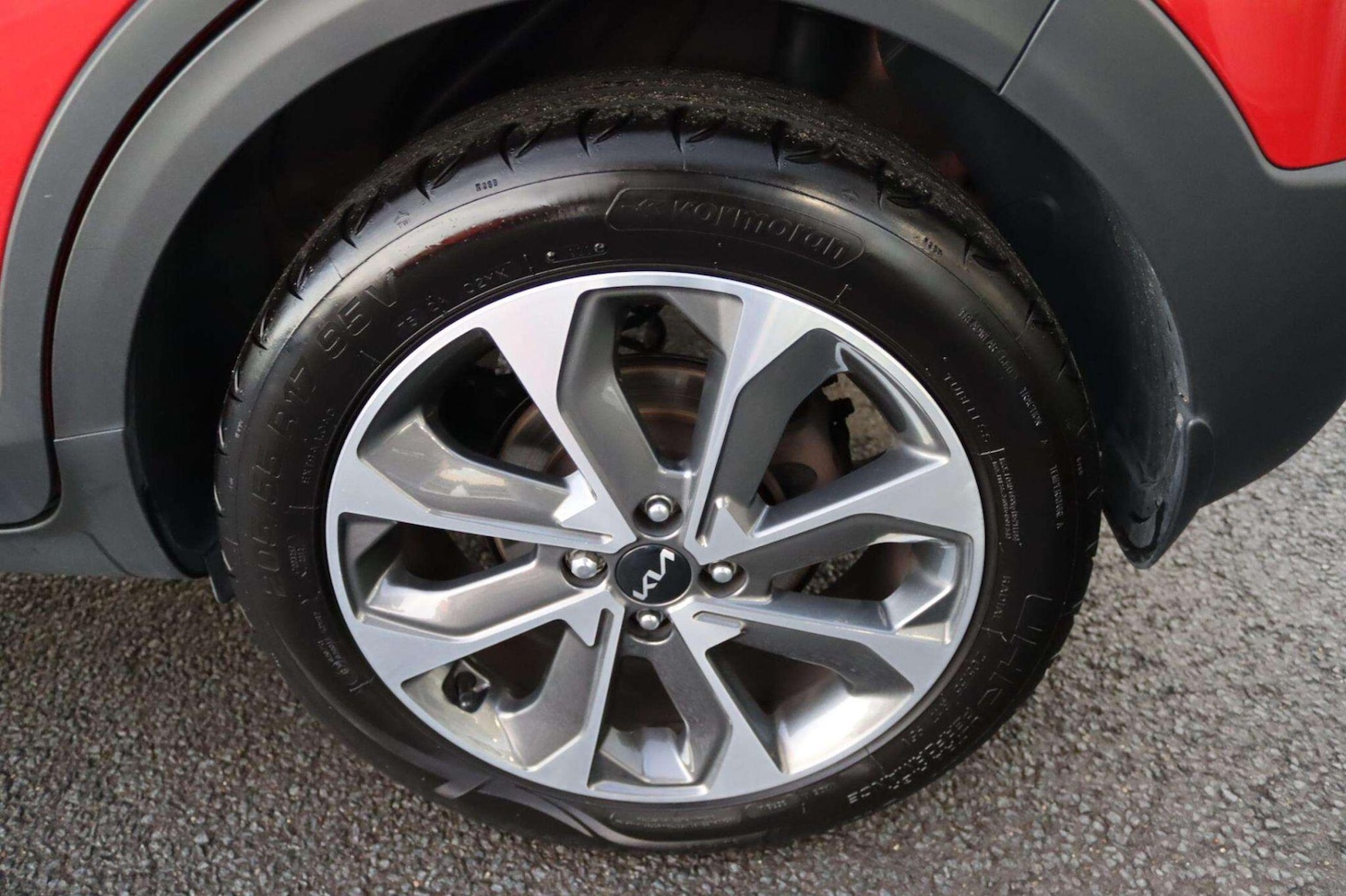 Used Kia Stonic 2023 for sale - 76759441: Photo 10