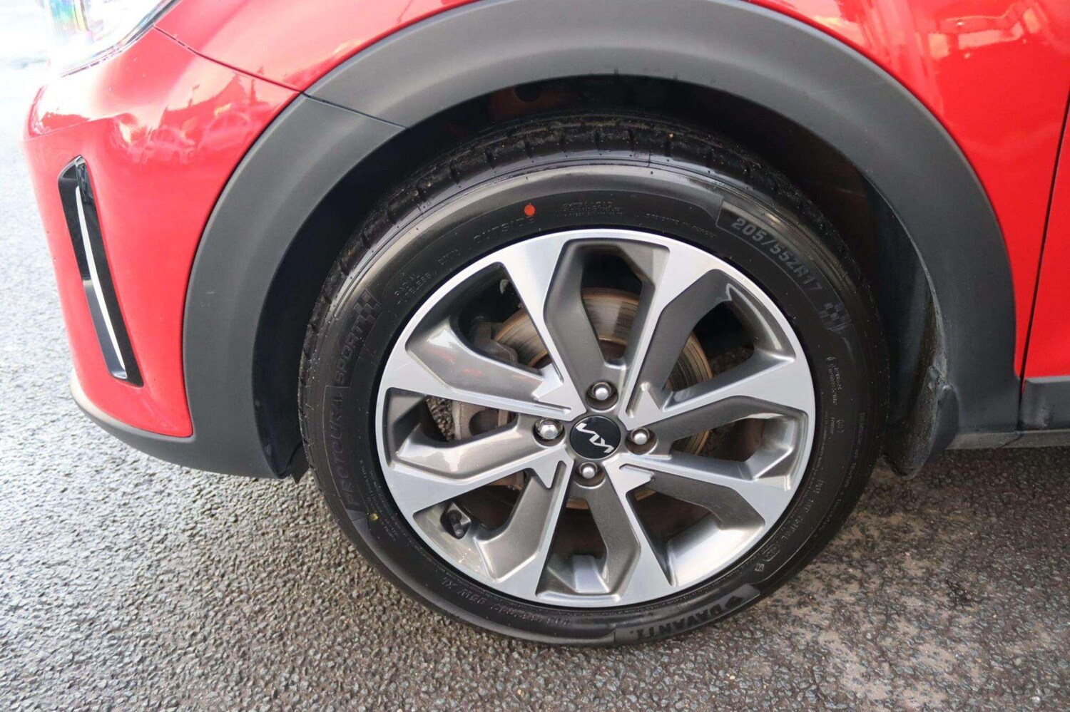 Used Kia Stonic 2023 for sale - 76759441: Photo 7