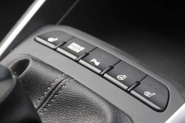 Used Kia Stonic 2025 for sale - 75507020: Photo 13