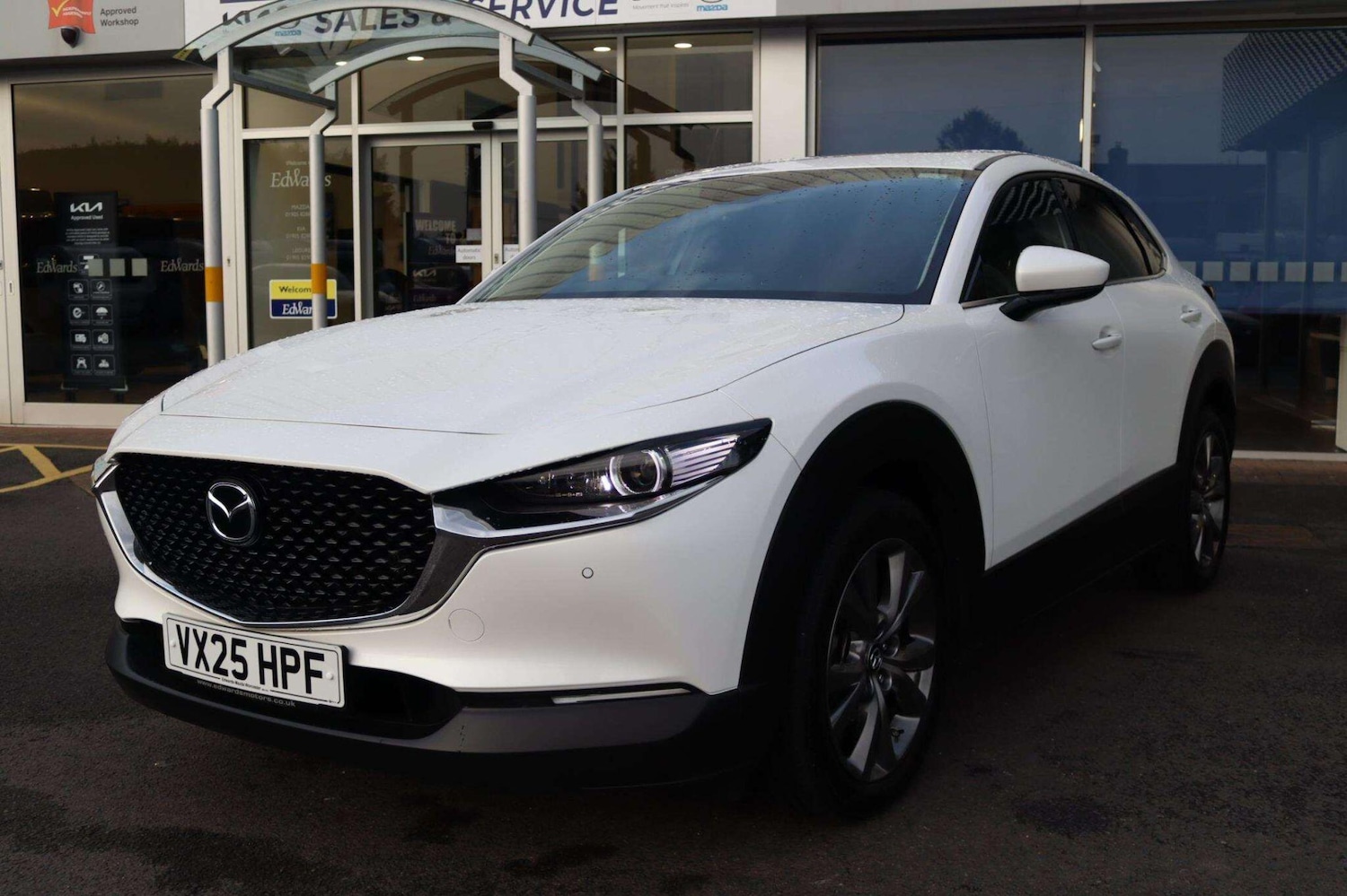 Used Mazda CX-30 2025 for sale - 77598981: Photo 5