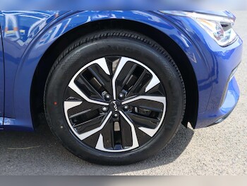 Used Kia EV6 2023 for sale - 78388931: Photo