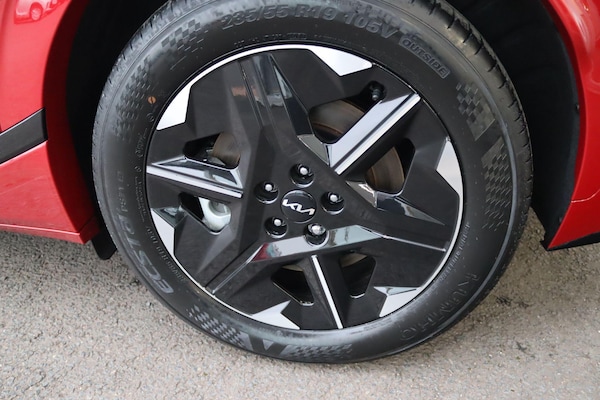 Used Kia EV6 2025 for sale - 76269740: Photo 8