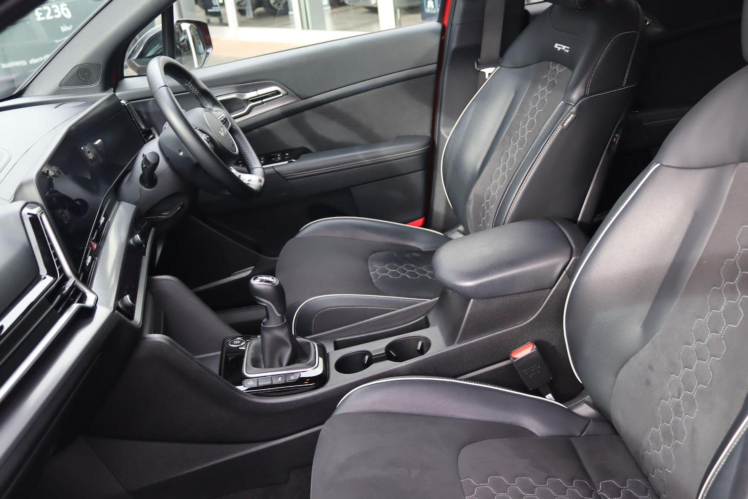 Used Kia Sportage 2023 for sale - 77637636: Photo 8