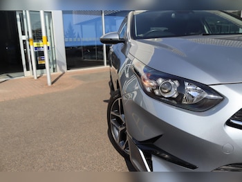 Used Kia Ceed 2022 for sale - 75577927: Photo
