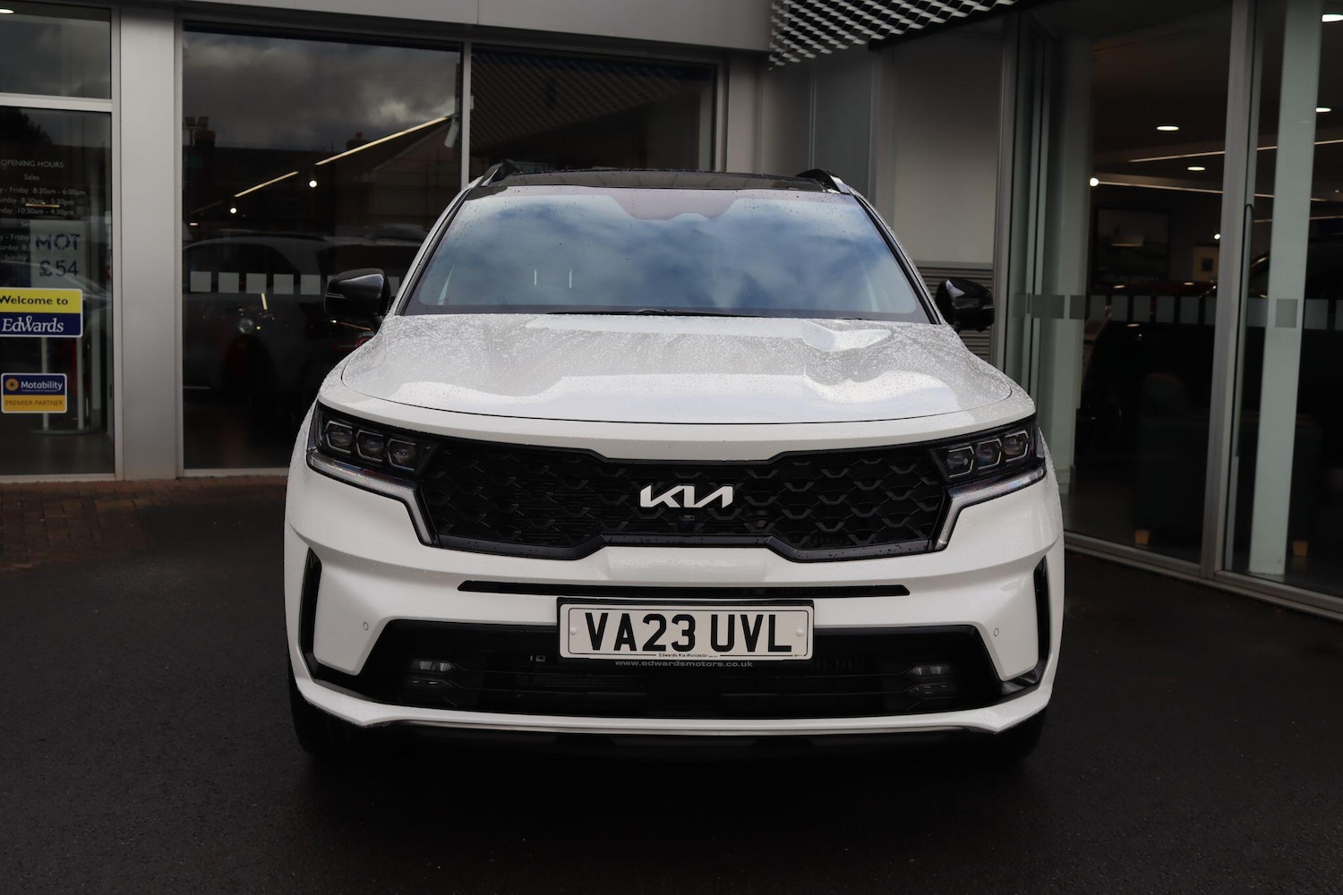 Used Kia Sorento for sale - 77784352: Photo 2