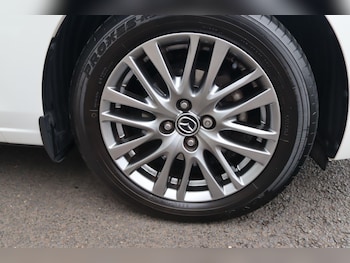Used Mazda Mazda2 2022 for sale - 76270722: Photo 2