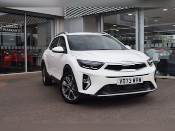 Used Kia Stonic 2023 for sale - 76473654: Photo