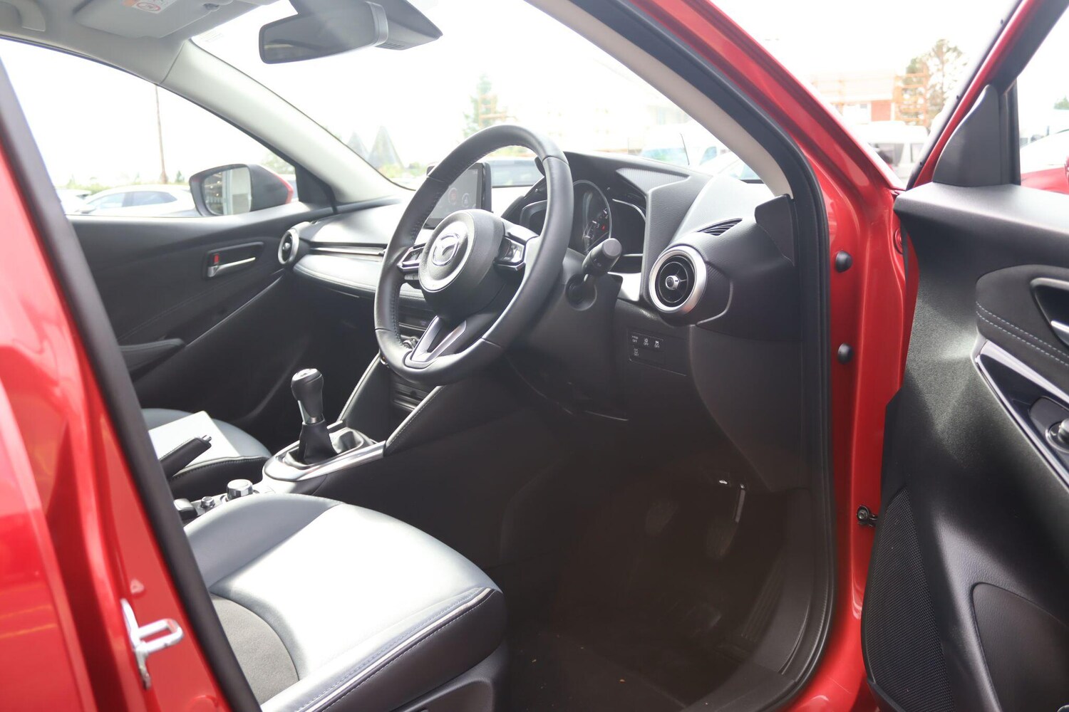 Used Mazda Mazda2 2021 for sale - 76013016: Photo 17