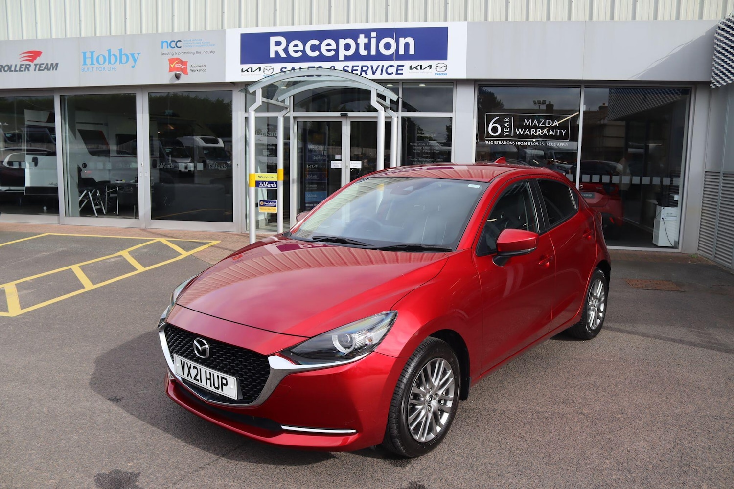 Used Mazda Mazda2 2021 for sale - 76013016: Photo 5