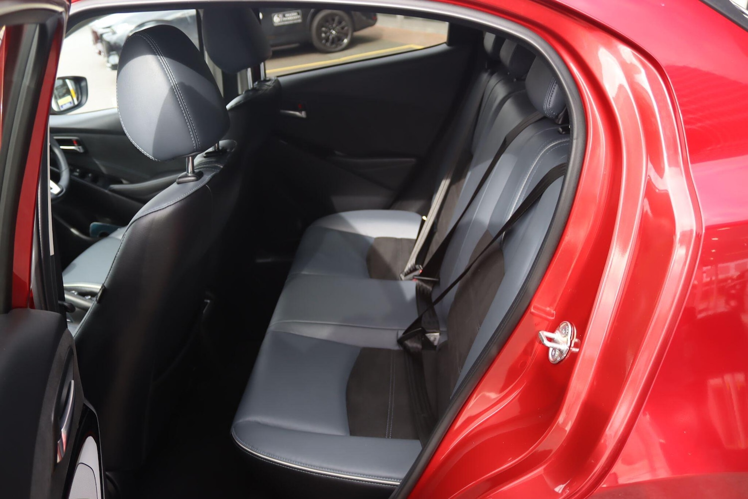 Used Mazda Mazda2 2021 for sale - 76013016: Photo 9