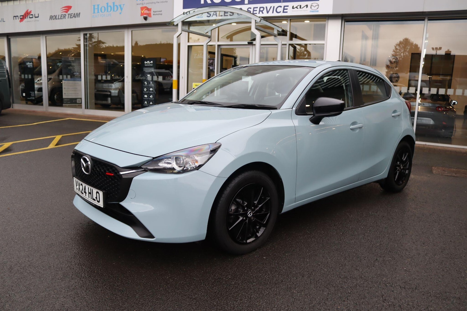 Used Mazda Mazda2 for sale - 77598982: Photo 4