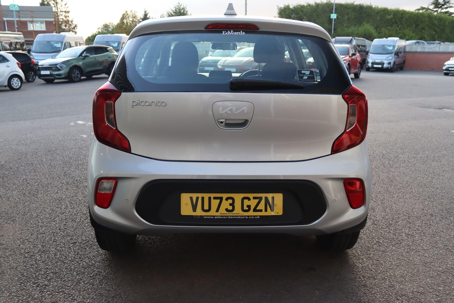 Used Kia Picanto 2023 for sale - 76472944: Photo 11