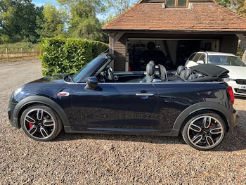 Used MINI Convertible 2020 for sale - 79484391: Photo