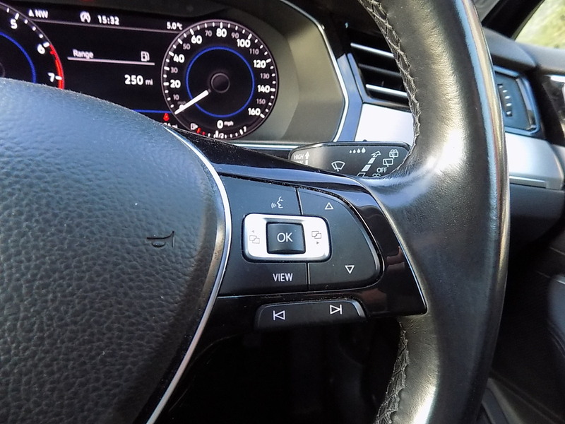 Used Volkswagen Passat 2019 for sale - 76766499: Photo 12