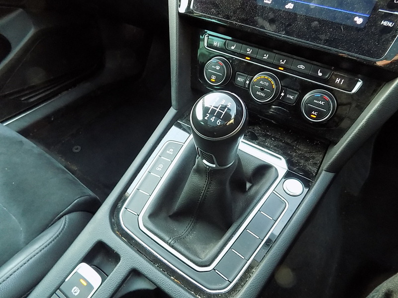 Used Volkswagen Passat 2019 for sale - 76766499: Photo 14