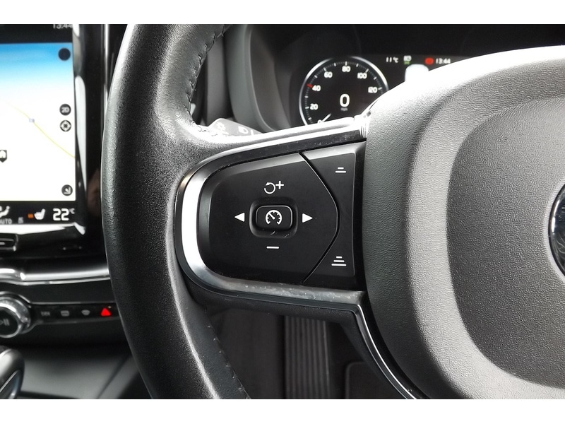 Used Volvo XC60 2019 for sale - 77337635: Photo 16