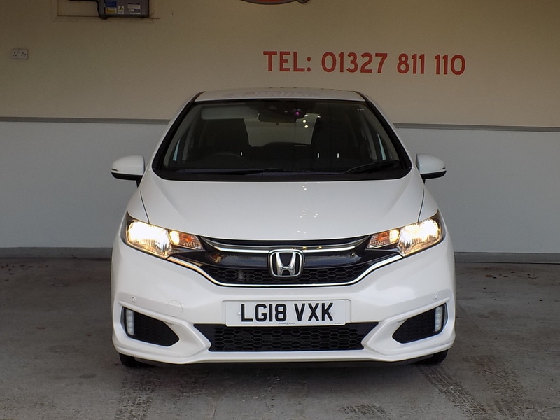 Used Honda Jazz 2018 for sale - 76766475: Photo 2