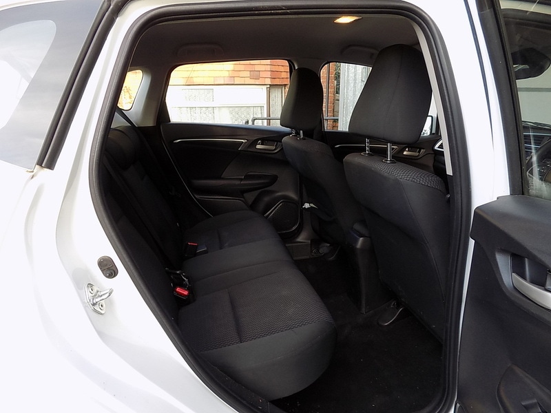 Used Honda Jazz 2018 for sale - 76766475: Photo 21