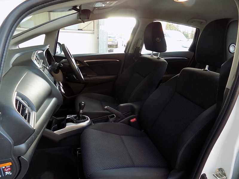 Used Honda Jazz 2018 for sale - 76766475: Photo 23