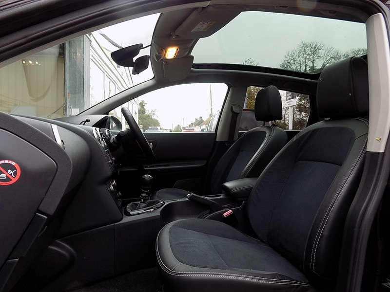 Used Nissan Qashqai 2013 for sale - 76792997: Photo 23