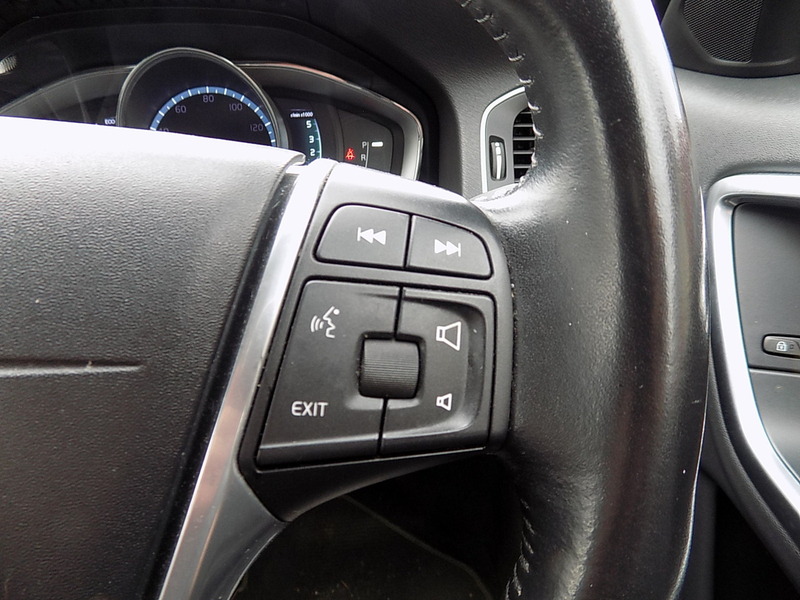 Used Volvo V60 2016 for sale - 76766482: Photo 11