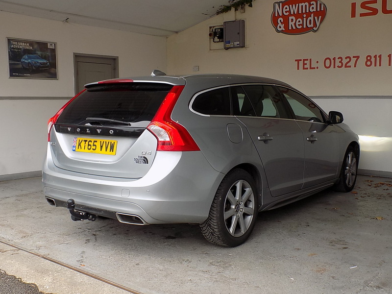 Used Volvo V60 2016 for sale - 76766482: Photo 25