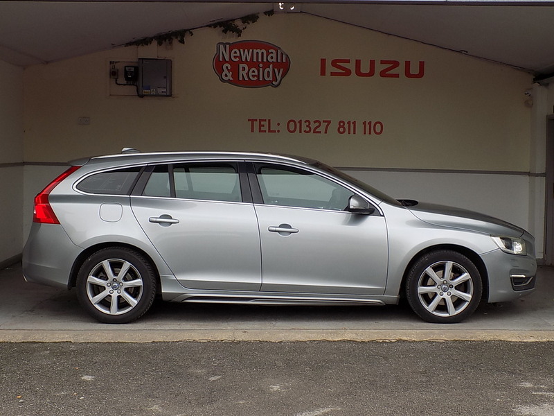 Used Volvo V60 2016 for sale - 76766482: Photo 5