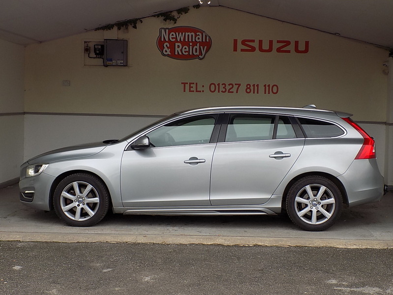 Used Volvo V60 2016 for sale - 76766482: Photo 6