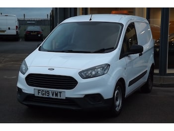 Ford Transit Courier feature image